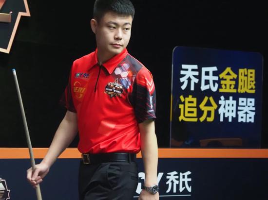 鲜明对比 鲜明对比