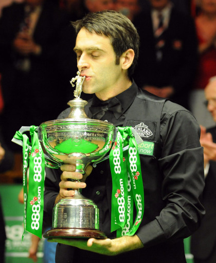 他的表现高 他的表现高