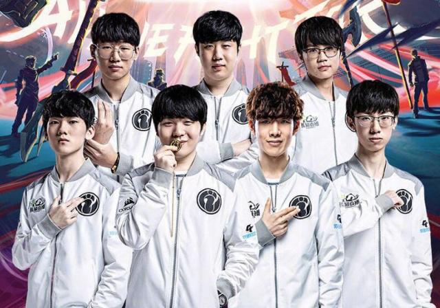 教练团队对 教练团队对