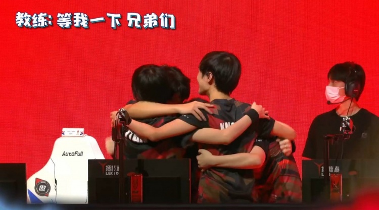 的球员之一 的球员之一