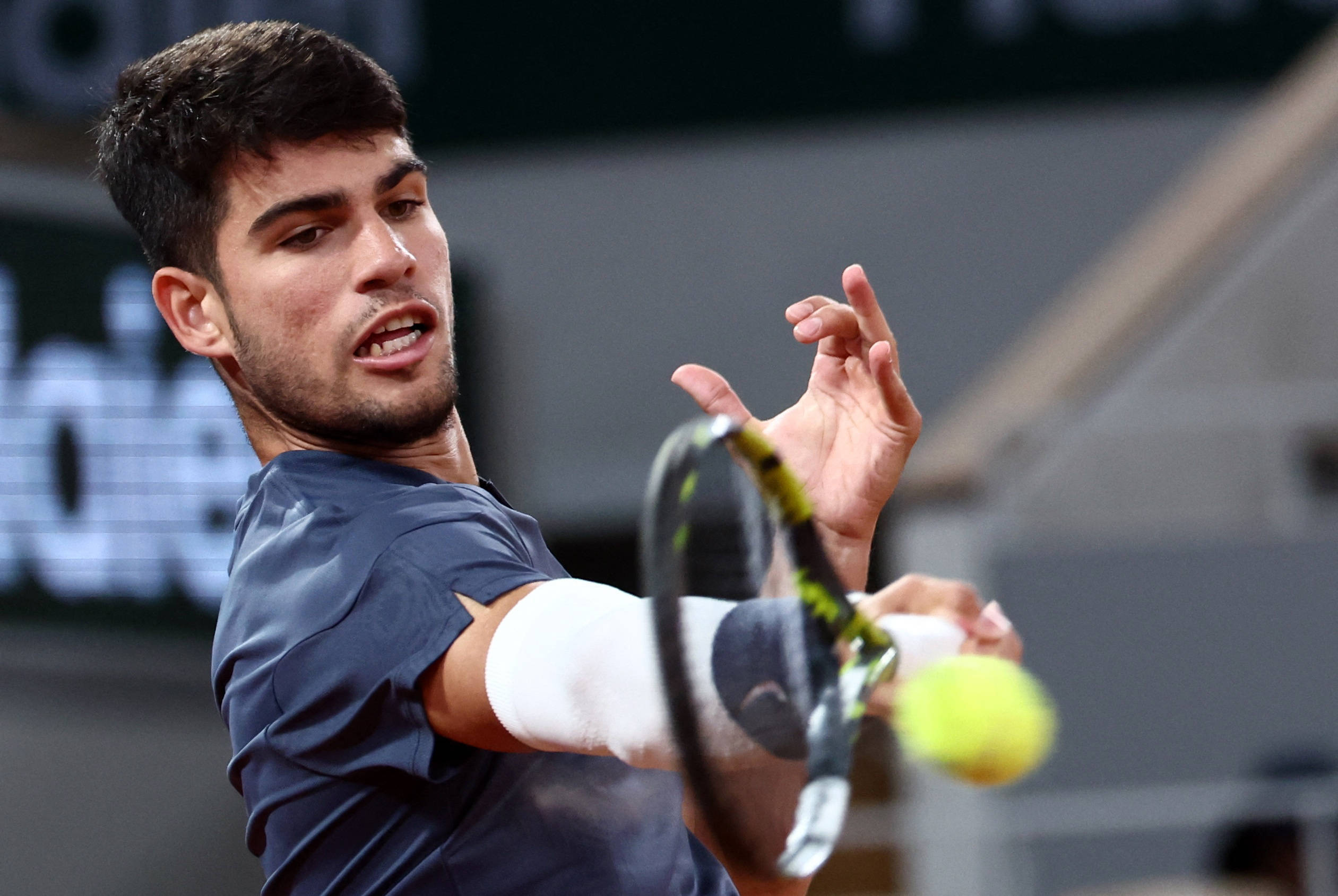 尤文客场3-2博德闪耀，乔纳森-戴维绝杀，奥蓬达、麦肯尼建功（尤文客场3-2险胜博德，乔纳森-戴维读秒绝杀，奥蓬达与麦肯尼建功）